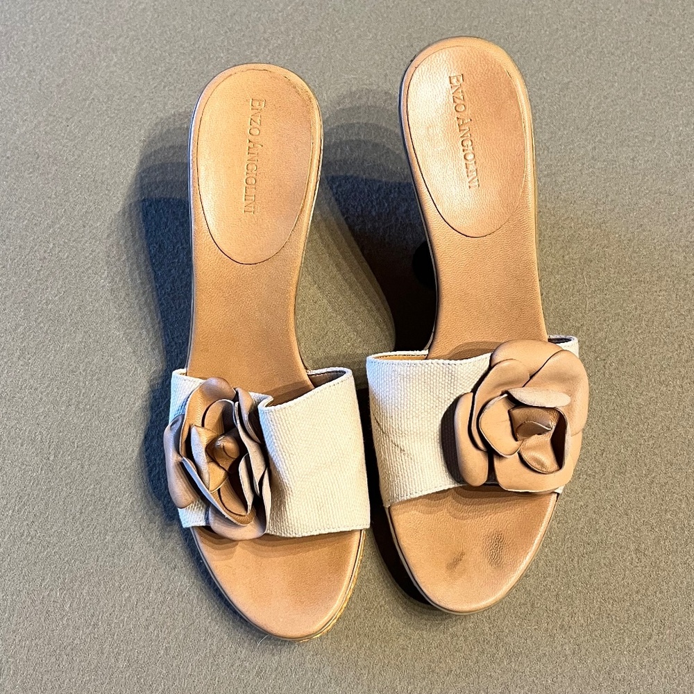 Enzo Angiolini Peach Floral Wedge Sandals, Size 9 1/2